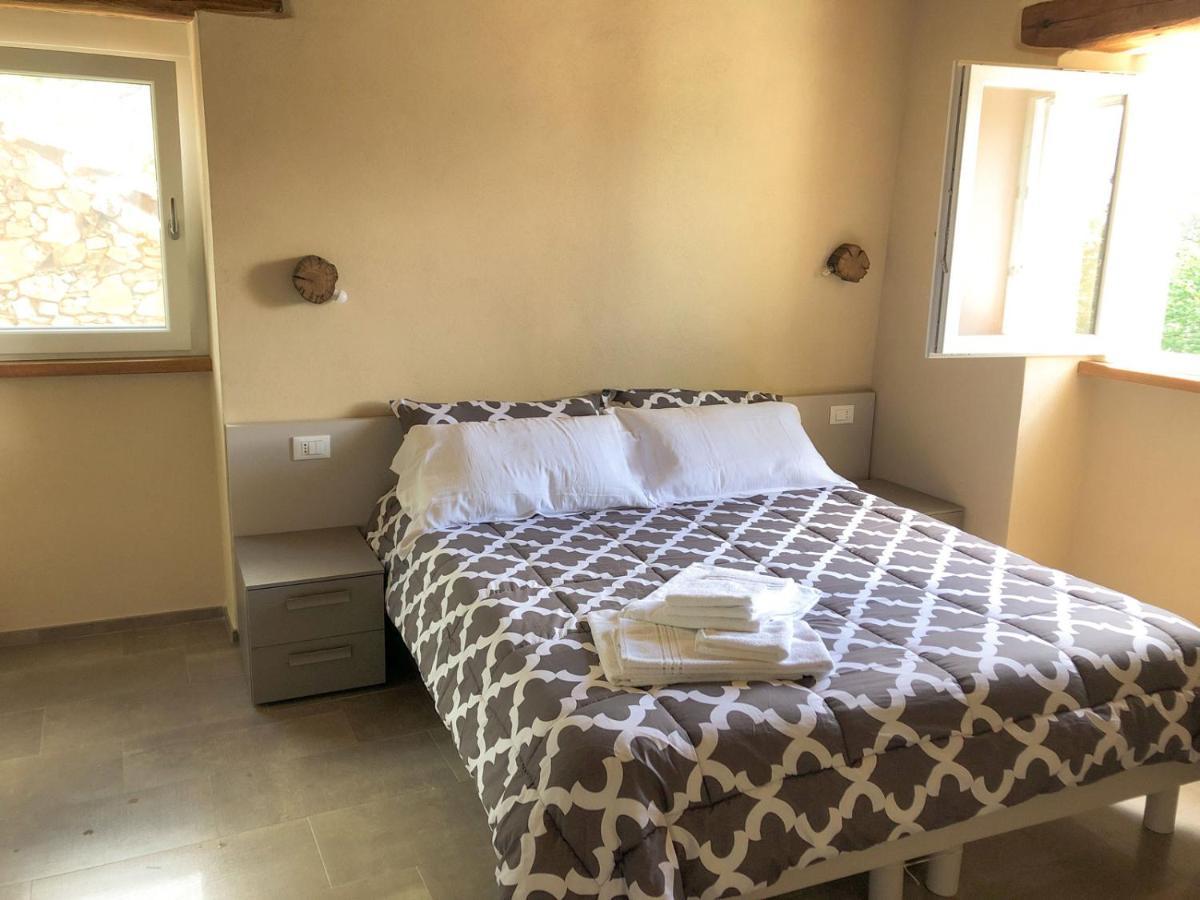 Agriturismo Cascina Cornelli ساسيلو المظهر الخارجي الصورة