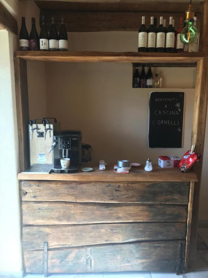 Agriturismo Cascina Cornelli ساسيلو المظهر الخارجي الصورة